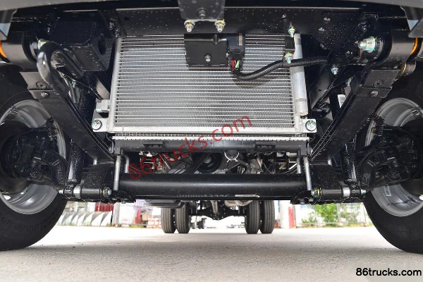 Ouling Fengrui F3 1.6L 122hp 4X2(6 wheels) Gasoline 3.15m Single Row Stake Micro Truck (China VI) Chassis (1) | 86Trucks