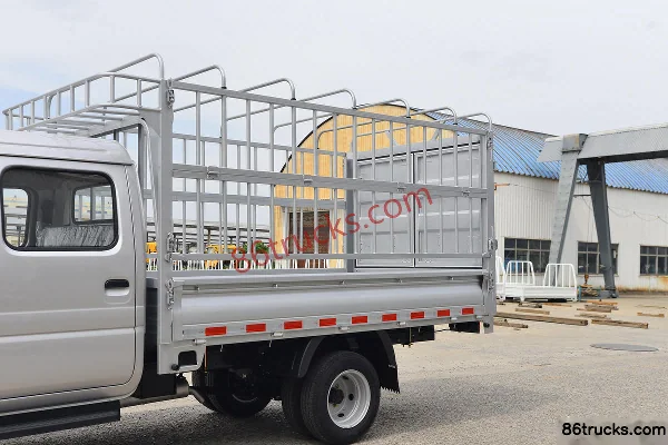 Ouling Fengrui F3 1.6L 122 hp 4X2(6 wheels) Gasoline 2.71m Double Row Stake Truck (China VI) Body (1) | 86Trucks