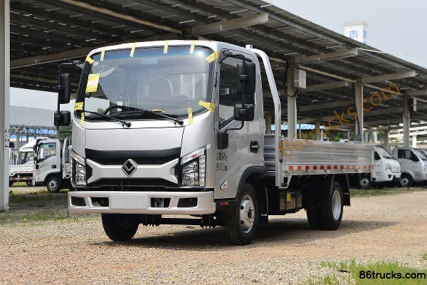 Ouling Jinlika II Deluxe 2.0L 150hp 4X2(6 wheels) Gasoline 4.13m Single Row Flatbed Light Truck (China VI) Exterior (3) | 86Trucks