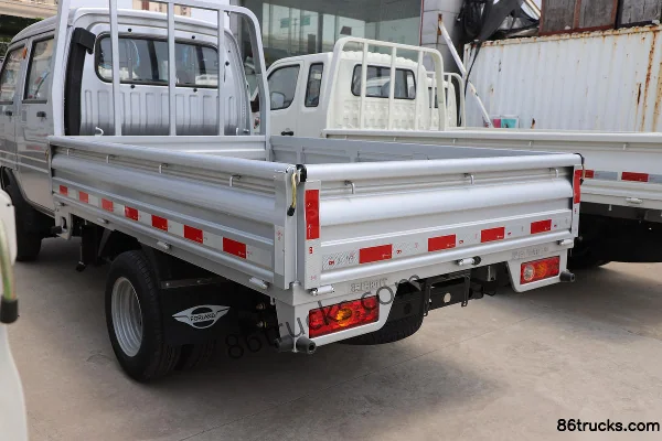 Foton Times Yuling VQ1 1.5L 114 hp 4X2(6 wheels) Gasoline 2.5m Double Row Flatbed Mini Truck Body (1) | 86Trucks