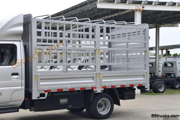Ouling Fengrui F3 1.6L CNG 105hp 4X2(6 wheels) 3.3m single-row van mini truck Body (1) | 86Trucks