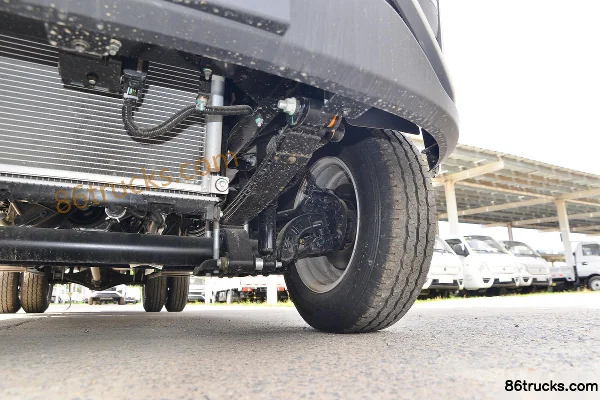 Ouling Fengrui F3 1.6L CNG 105 hp 4X2(6 wheels) 2.71m Double Row Stake Truck (China VI) Chassis (3) | 86Trucks