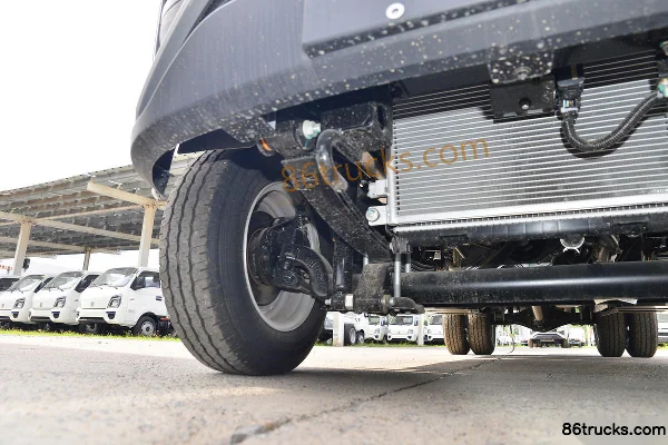 Ouling Fengrui F3 1.6L CNG 105 hp 4X2(6 wheels) 2.71m Double Row Stake Truck (China VI) Chassis (2) | 86Trucks