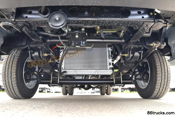 Ouling V5 1.6L CNG 105hp 4X2(6 wheels) 3.01m Double Row Panel Micro Truck Chassis (1) | 86Trucks