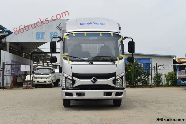 Tangjun Ouling Jinlika II 129hp 4X2(6 wheels) 4.13m single-row stake truck (light truck) Exterior (2) | 86Trucks