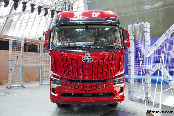 Dongfeng Liuqi Chenglong HK Heavy Truck 500hp 8X4(12 wheels) AMT Automatic Flatbed Cargo Truck Exterior (2) | 86Trucks