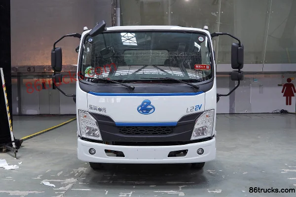 Dongfeng Liuqi Chenglong L2 4.5T CNG plug-in hybrid light truck chassis 15.68kWh 4X2(6 wheels) Exterior (2) | 86Trucks