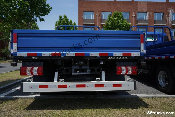 JAC Lingpao ES6 4.5T 4.18m single-row plug-in hybrid flatbed light truck 15.5kWh 4X2(6 wheels) Body (2) | 86Trucks