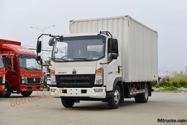 Sinotruk HOWO Zhuimeng Classic Edition 130 hp 4X2(6 wheels) 3.85m semi-sleeper live aquatic products cargo truck Exterior (3) | 86Trucks