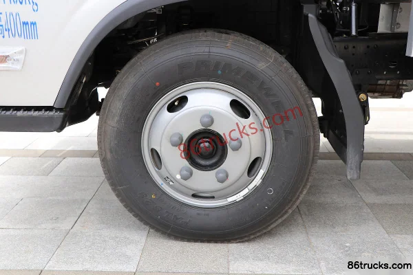 Foton New Jieyun Pro 3L CNG 130hp 4X2(6 wheels) Fast Gear 8-Speed 4.17m Single Row Flatbed Light Truck Chassis (3) | 86Trucks