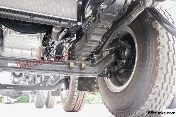 Feidi W7 220 ch 6X2(8 roues) 6,2 m cabine avancée avec couchette camion porteur à ridelles (China VI) Châssis (3) | 86Trucks