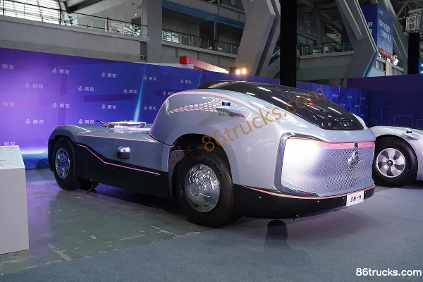DongfengLiuqi Phantom First Generation 4X2(6 wheels) Autonomous Tractor Truck Exterior