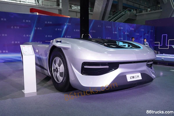Dongfeng Liuqi Phantom Second Generation 4X2(6 wheels) autonomous driving tractor truck Exterior