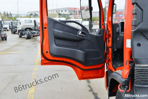 Dongfeng Duolika D6-L Super Power Technology Edition 2 163 hp 4X2(6 wheels) 4.2m single-row flatbed light truck (China VI)(Fast Gear 8-speed