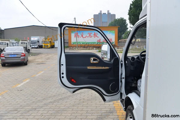 Dongfeng T5 1,6 L 122 ch 4X2(6 roues) essence camion fourgon simple cabine 3,965 m (China VI) (1) | 86Trucks
