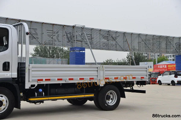 FAW Jiefang Lingtu 150 ch 4X2(6 roues) Camion porteur à ridelles 4,2 m simple cabine (cabine moyenne) Carrosserie (1) | 86Trucks