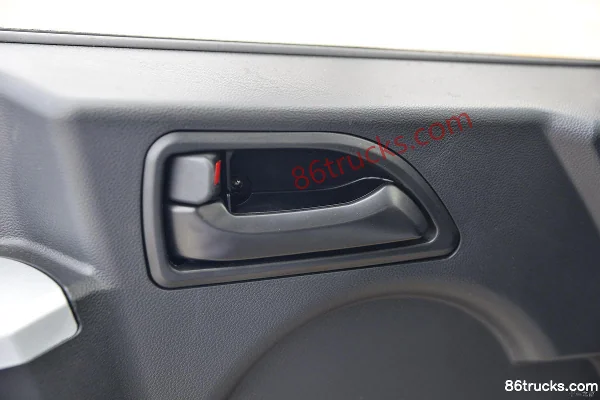 Dongfeng Fuxiaorui M5Q 1.6L 120hp 4X2(6 wheels) Gasoline 3.25m Single Row Van Micro Truck (China VI) Cab (3) | 86Trucks