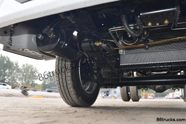 Dongfeng Fuxiaorui M5Q 1.6L 120hp 4X2(6 wheels) Gasoline 3.25m Single Row Van Micro Truck (China VI) Chassis (2) | 86Trucks