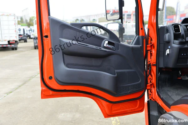 Dongfeng Duolika D6-L Super Power Comfort Edition 140 hp 4X2(6 wheels) 3.825m Crew Cab Flatbed Light Truck (China VI) (Axle Ratio 4.875) (2)