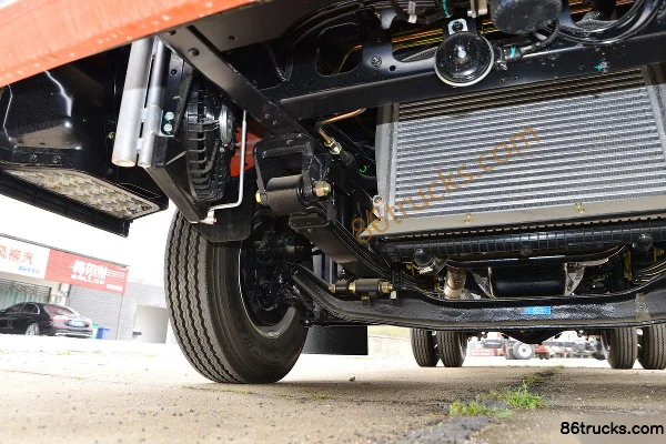 Dongfeng Duolika D6-L Super Power Comfort Edition 140 hp 4X2(6 wheels) 3.825m Crew Cab Flatbed Light Truck (China VI) (Axle Ratio 4.875) Cha