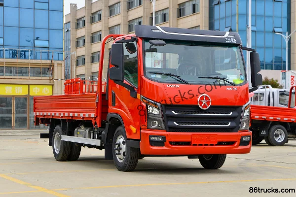 Dayun Xianglong 127hp 4X2(6 wheels) 4.12m single-row flatbed light truck (8-speed transmission) Exterior
