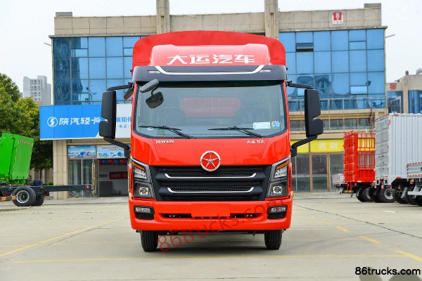 Dayun Xianglong 150hp 4X2(6 wheels) 4.12m single-row fence-type light truck Exterior (2) | 86Trucks