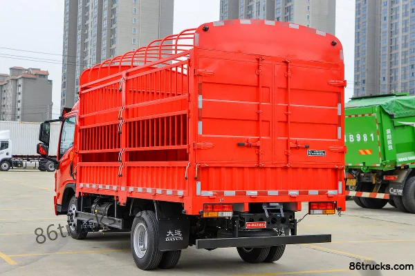 Dayun Xianglong 150hp 4X2(6 wheels) 4.12m single-row fence-type light truck Body (3) | 86Trucks