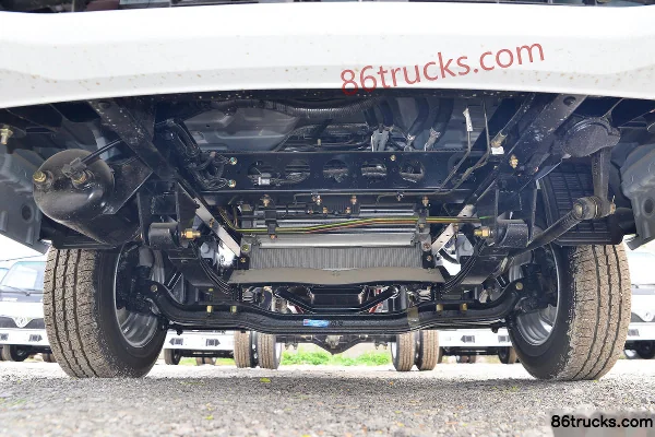 Dongfeng T6 132 hp 4X2(6 wheels) 4.005m Single Row Van Light Truck (China VI) Chassis (1) | 86Trucks