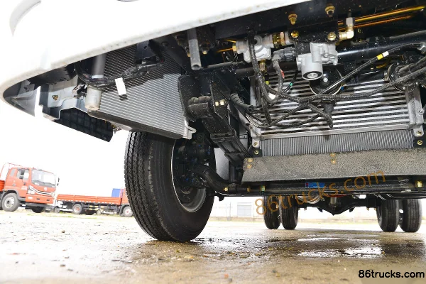 Dongfeng Duolika D5 2018 125 ch 4X2(6 roues) 3,02 m camion léger à ridelles double cabine (China VI) Châssis (2) | 86Trucks