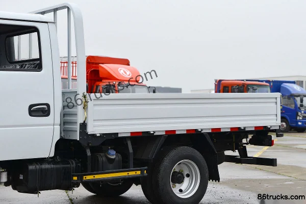 Dongfeng Duolika D5 2018 125 ch 4X2(6 roues) 3,02 m camion léger à ridelles double cabine (China VI) Carrosserie (1) | 86Trucks