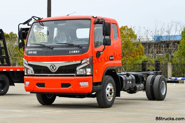 Dongfeng Furui F7 156hp 4X2(6 wheels) 4.8m semi-row flatbed light truck Exterior (3) | 86Trucks