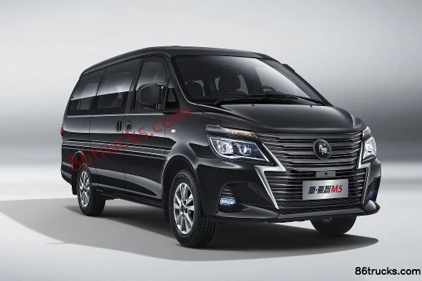 Dongfeng Lingzhi M5L Base Model 116 hp 1.6L Gasoline 7-Seat Manual Commercial Vehicle Exterior
