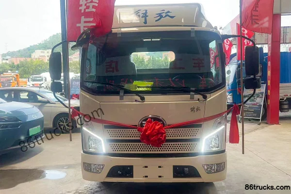 FAW Jiefang Lingtu 4.5T 4.05m Single Row Plug-in Hybrid Refrigerated Truck 14kWh 4X2(6 wheels) Exterior