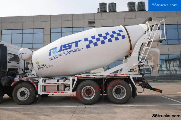 FAW Jiefang Qingdao JH6 350 hp 8X4(12 wheels) 7.74 m³ Concrete Mixer Truck (Ruijiang Brand) Body (1) | 86Trucks