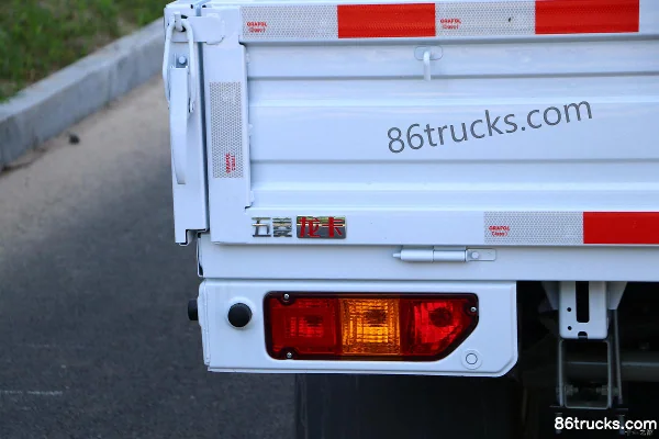 Wuling Longka Comfort Type 2.0L 136hp 4X2(6 wheels) Gasoline 3.8m single-row flatbed mini truck (China VI) Body (3) | 86Trucks