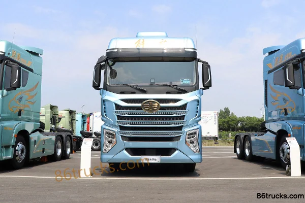 FAW Jiefang Qingdao Yingtu First Class Cabin 660hp 6X4(10 wheels) AMT Automatic Tractor Truck (with Hydraulic Retarder) Exterior (2) | 86Tru