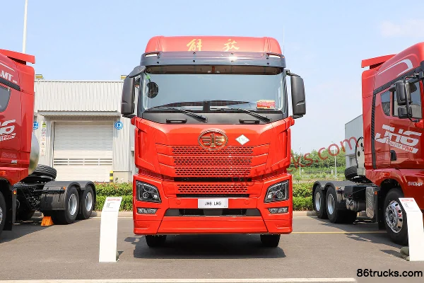 FAW Jiefang Qingdao JH6 heavy truck Four Seasons Edition 530hp 6X4(10 wheels) LNG automatic tractor truck (hydraulic retarder) Exterior (2)
