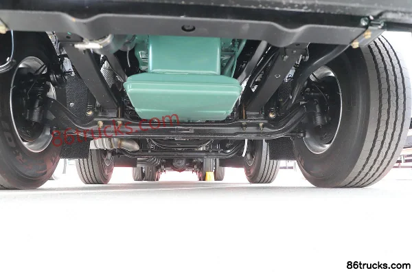 FAW Jiefang Qingdao JH6 Zhizun Edition Four-Season 560hp 8X4(12 wheels) 9.5m AMT Automatic Refrigerated Truck Chassis (1) | 86Trucks