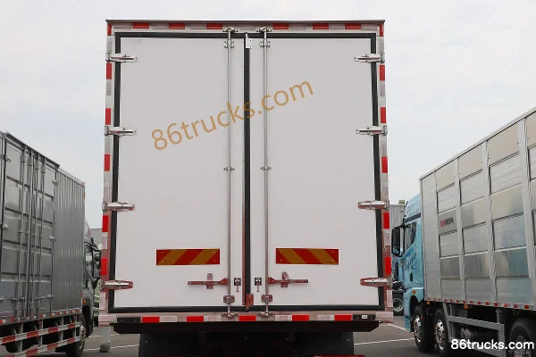 FAW Jiefang Qingdao JH6 Zhizun Edition Four-Season 560hp 8X4(12 wheels) 9.5m AMT Automatic Refrigerated Truck Body (3) | 86Trucks