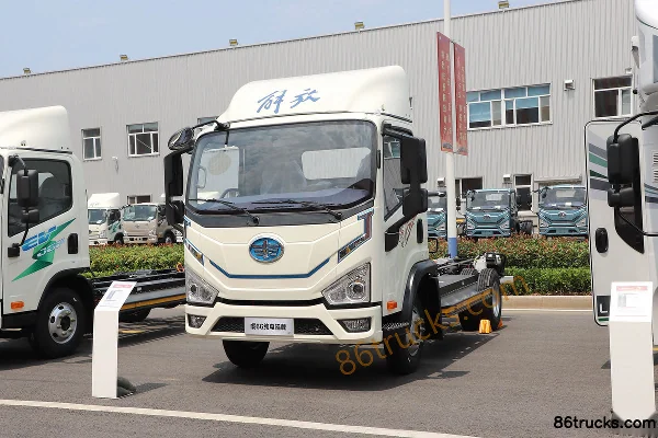 FAW Jiefang Tiger 6G 4.5T 4.16m Single Row Pure Electric Box Light Truck 83.96kWh 4X2(6 wheels) Exterior (3) | 86Trucks
