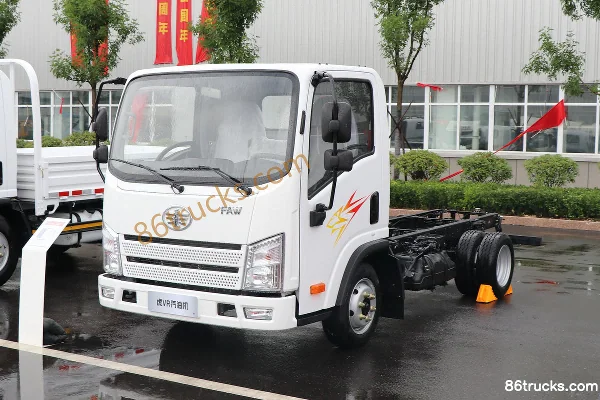 FAW Jiefang Hu VR 129hp 4X2(6 wheels) 3.65m Single Row Flatbed Light Truck Exterior (3) | 86Trucks