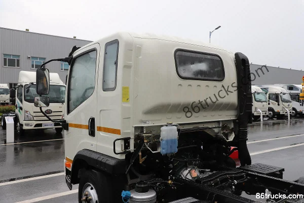 FAW Jiefang Hu 6G version Russie 160 ch 4X2(6 roues) camion porteur cabine avec couchette Châssis (2) | 86Trucks