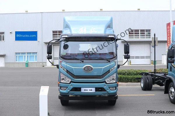FAW Jiefang Hu 6G 180hp 4X2(6 wheels) 4.78m Semi-Sleeper Stake Cargo Truck Exterior (2) | 86Trucks