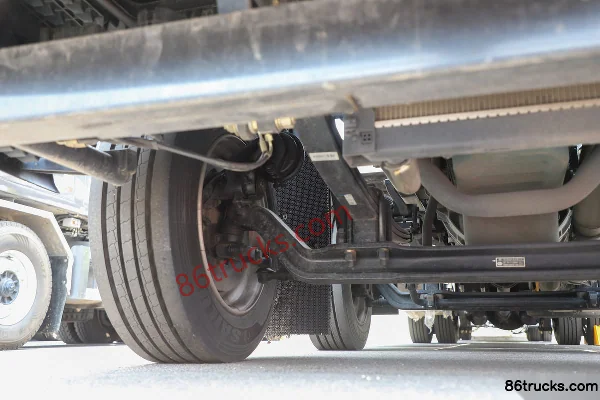 FAW Jiefang Qingdao FAW Jiefang JK6 320hp 6X2(8 wheels) Center Axle Car Carrier Chassis (2) | 86Trucks