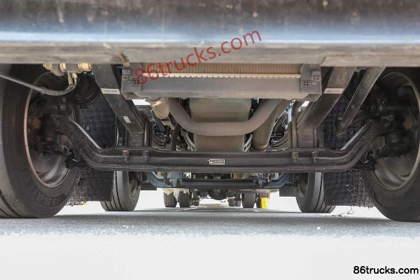 FAW Jiefang Qingdao FAW Jiefang JK6 320hp 6X2(8 wheels) Center Axle Car Carrier Chassis (1) | 86Trucks