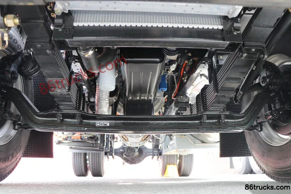 FAW Jiefang Qingdao JK6 Heavy Truck 4X2(6 wheels) Extended Range Tractor Truck Chassis (1) | 86Trucks
