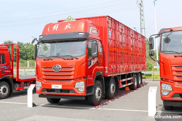 FAW Jiefang Qingdao JK6 350hp 8X4(12 wheels) 9.6m Flammable Liquid Van Transport Truck (Baijie Brand) Exterior (3) | 86Trucks