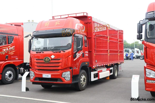 FAW Jiefang Qingdao JK6 Medium Truck 260hp CNG 4X2(6 wheels) 6.7m Flatbed Truck Exterior (3) | 86Trucks