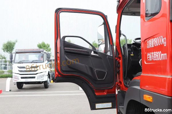 FAW Jiefang Qingdao JK6 Medium Truck 260hp CNG 4X2(6 wheels) 6.7m Flatbed Truck Cab (1) | 86Trucks