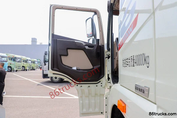 FAW Jiefang Qingdao JH6 Heavy Truck 460hp 6X4(10 wheels) Tractor Truck Cab (1) | 86Trucks